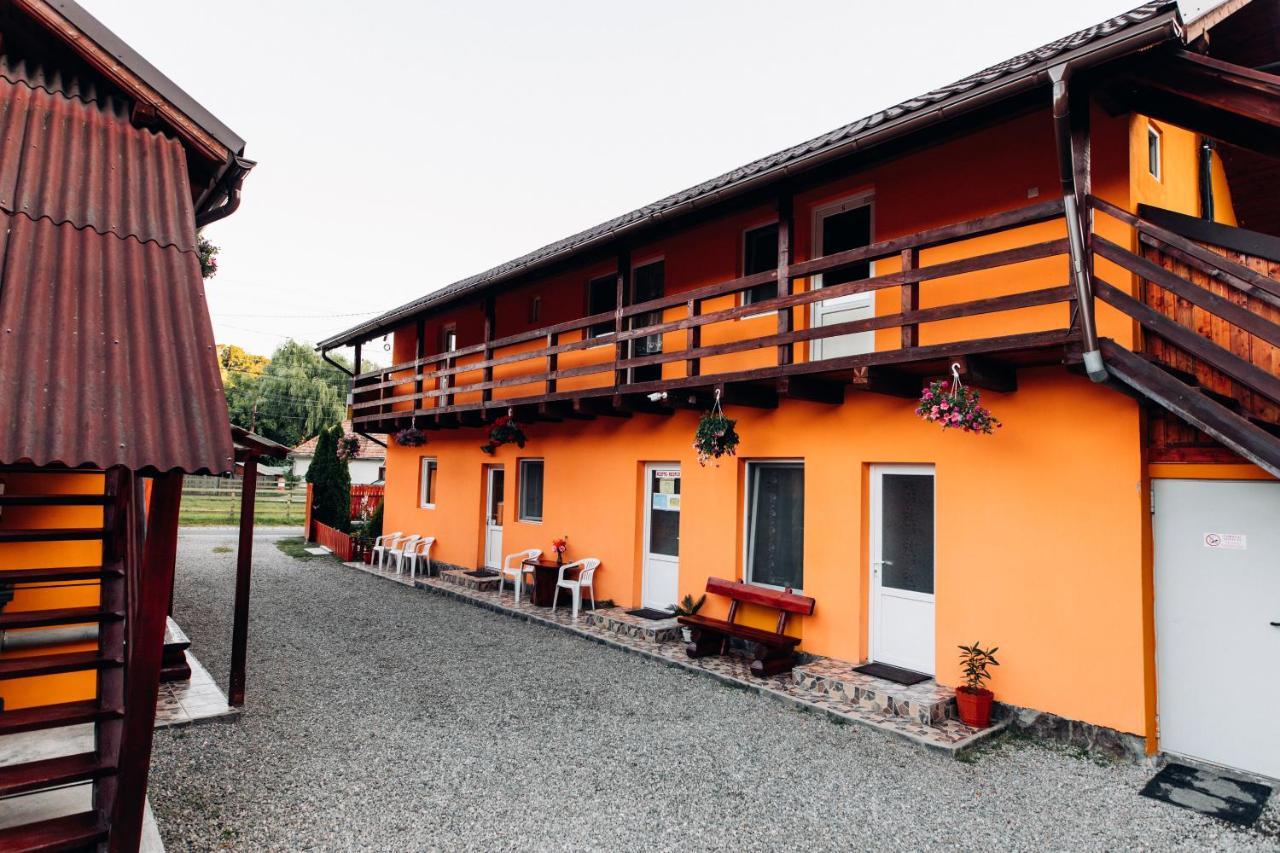 Iris Panzio Hotel Praid Luaran gambar